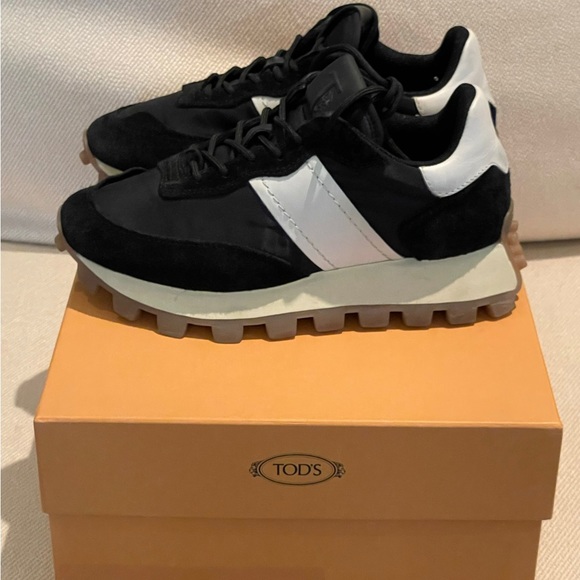 Tod's Shoes - TOD’S sneakers, women, black, off white, EU 37.5